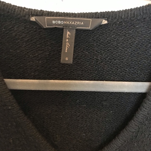 BCBG Max Azria Faux Leather Patch V Neck Sweater size Small - Picture 3 of 7